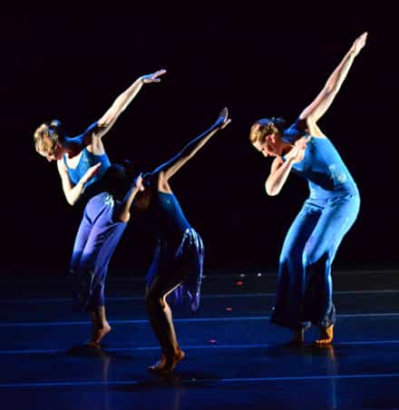 image from dance Zvezda—Star